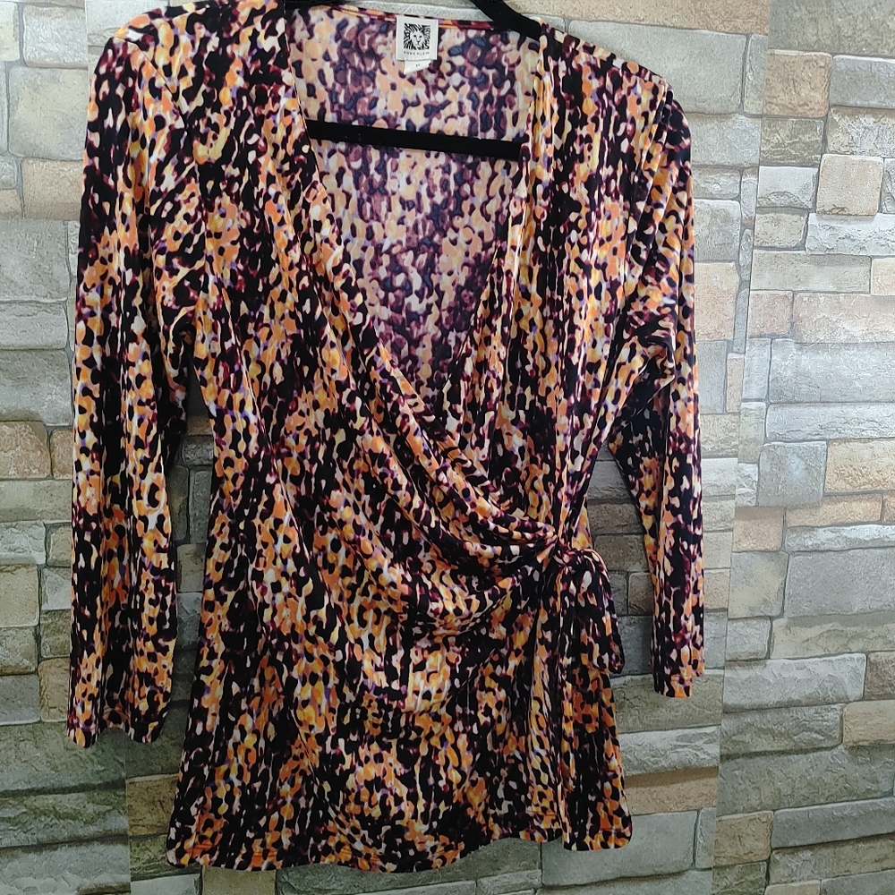 Anne Klein Faux Wrap Top Size M